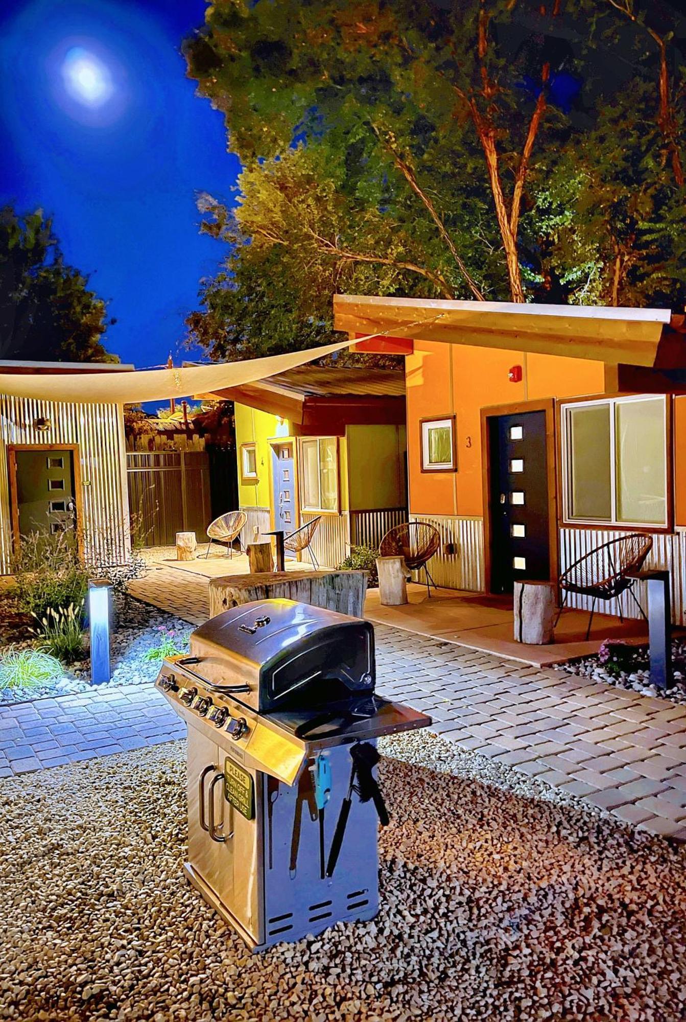Downtown Kokopelli West 9 - Newly Remodeled Stylish Studio Moab Exterior photo
